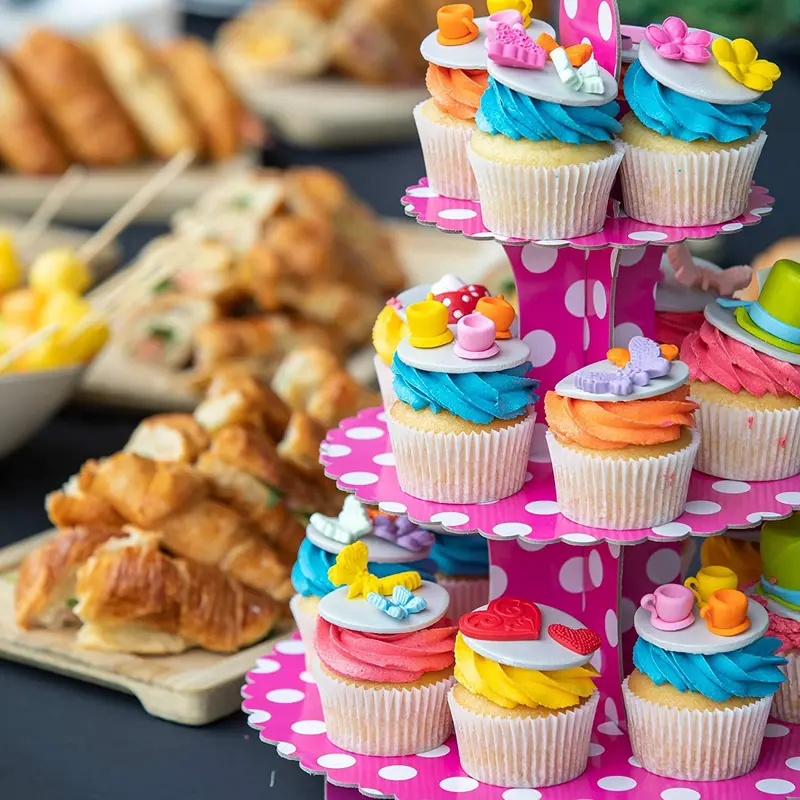 Assorted Size Paper Cupcake And Muffin Liners 1