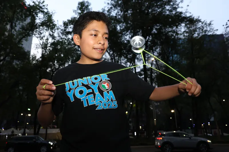 Iker Mariano Pro Yo-Yo Player Collection 1