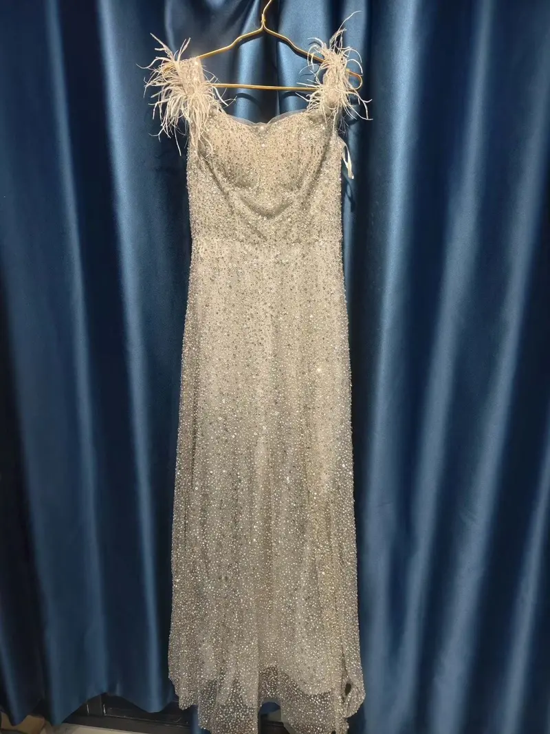 Kuwfdy Elegant Evening Gown – Flowing Long Formal Dress For Women’S Special Occasions 1