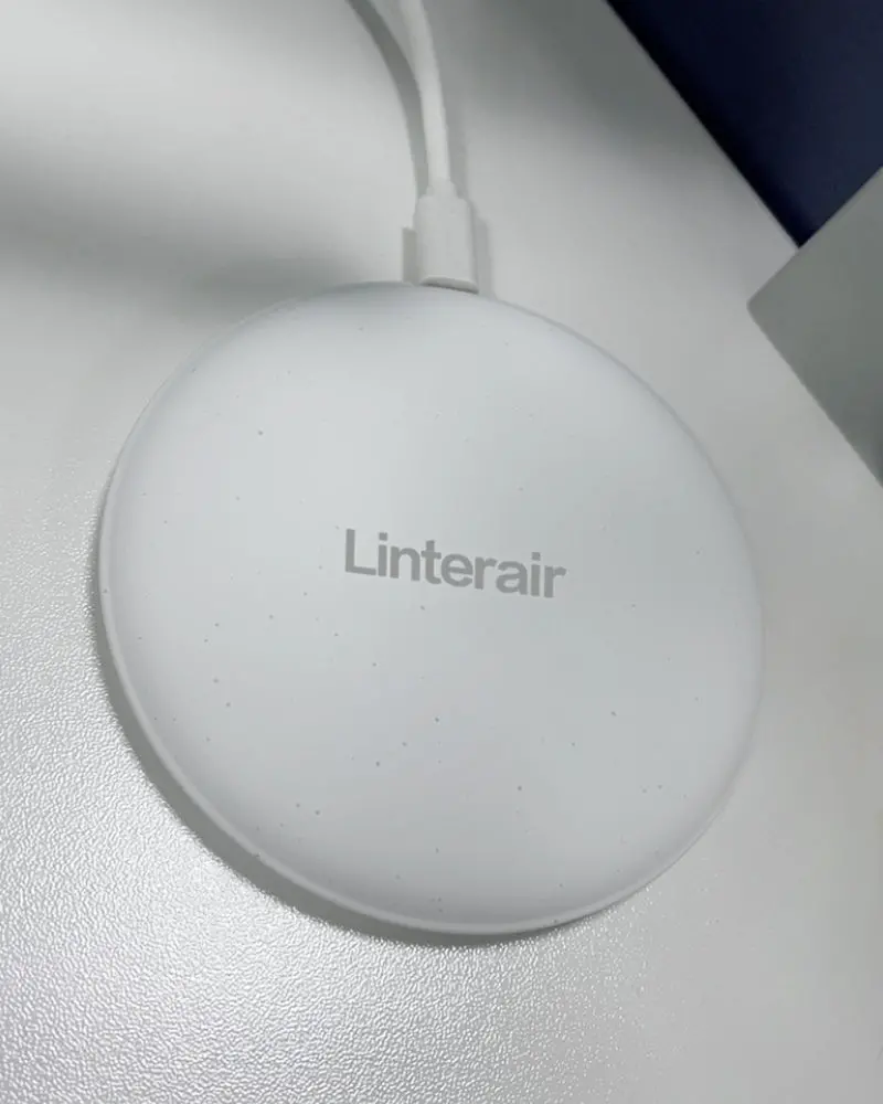 Linterair Universal Fast Wireless Charging Pad With Multi-Device Compatibility 1