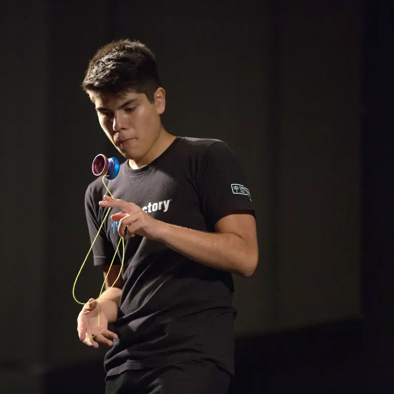 Luis Enrique Villaseñor – Mexican Yo-Yo Champion And Trainer 1