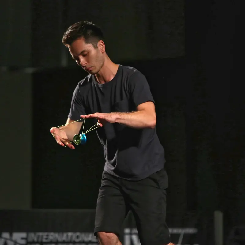 Yuji Shimokawa Kelly – Dual-Cultural Yo-Yo Performer And Collaborator 1
