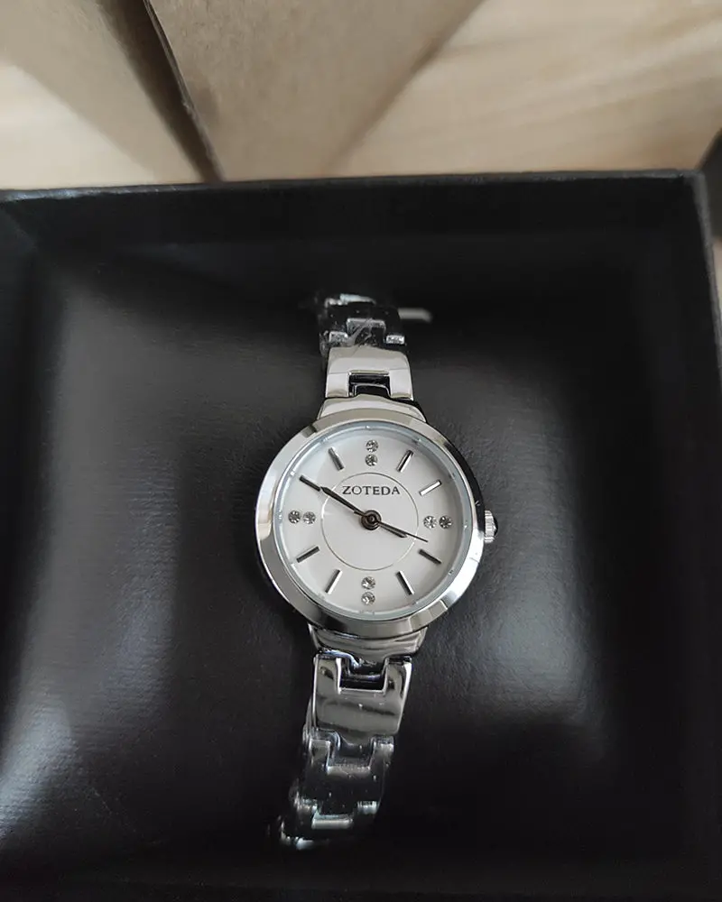 Zoteda Ladies’ Stainless Steel Dress Watch – Classic Round Analog Timepiece For Everyday Elegance 1